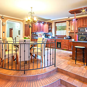  Luxus családi ház saját medencével #13